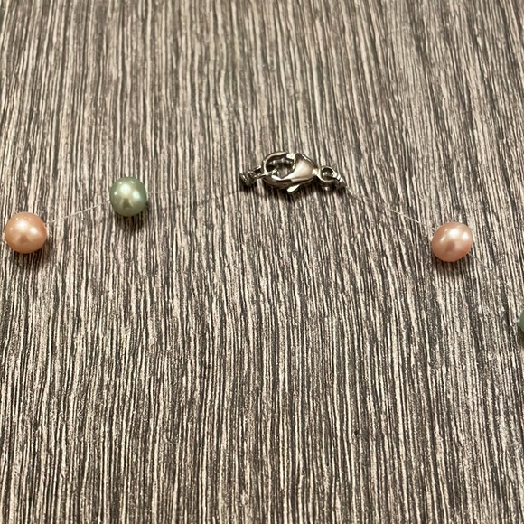 Multi colored pearl necklace - Picture 4 of 8